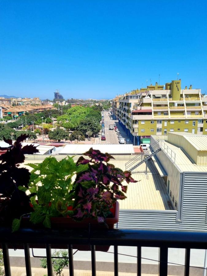 Lovely 4 Bed Flat Sagunto Exterior foto