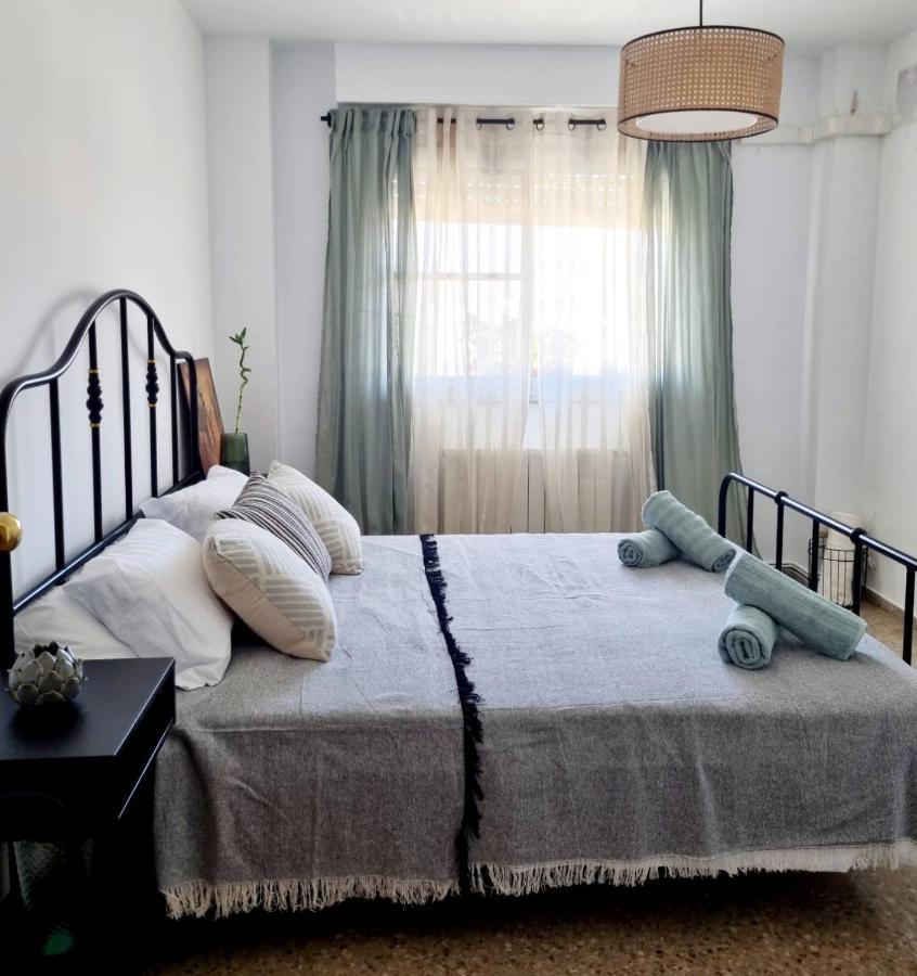 Lovely 4 Bed Flat Sagunto Exterior foto